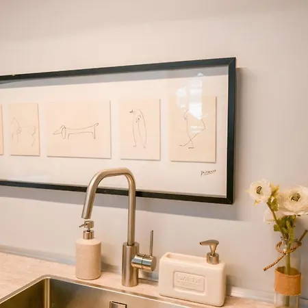 Chic On The Champs-elysees With Ac Apartment *