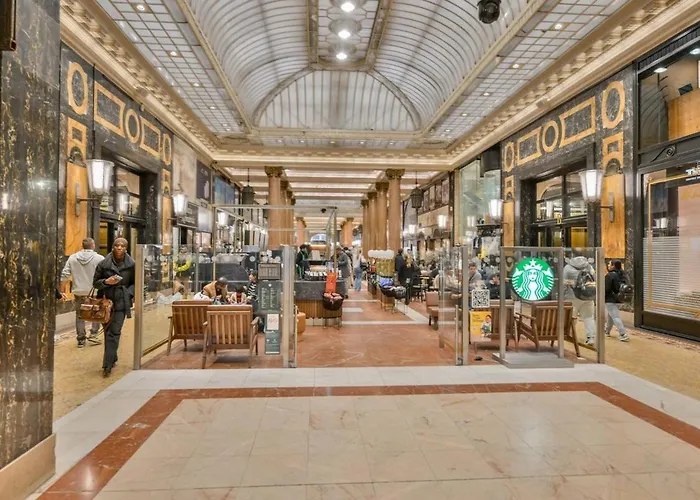 Apartment Chic On The Champs-elysees With Ac