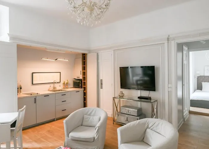 Chic On The Champs-elysees With Ac Appartement *