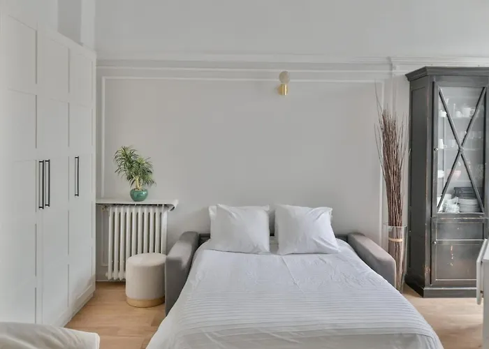Chic On The Champs-élysées With Ac Apartamento París